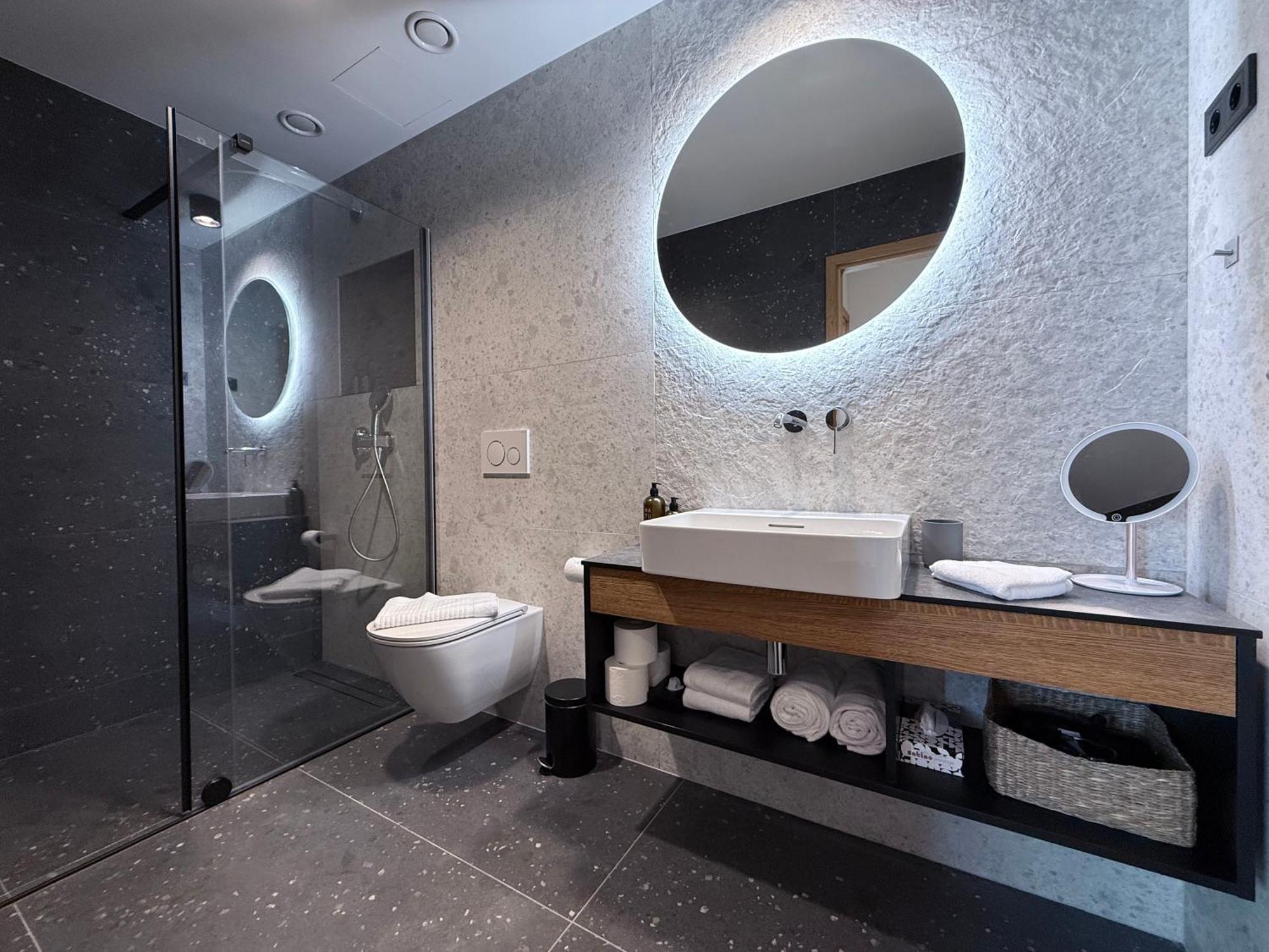 Elsa Spa Apartments ทักซ์ ภายนอก รูปภาพ