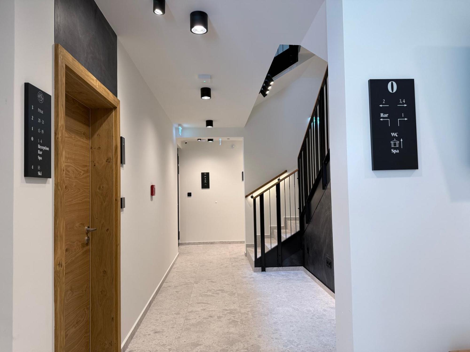 Elsa Spa Apartments ทักซ์ ภายนอก รูปภาพ