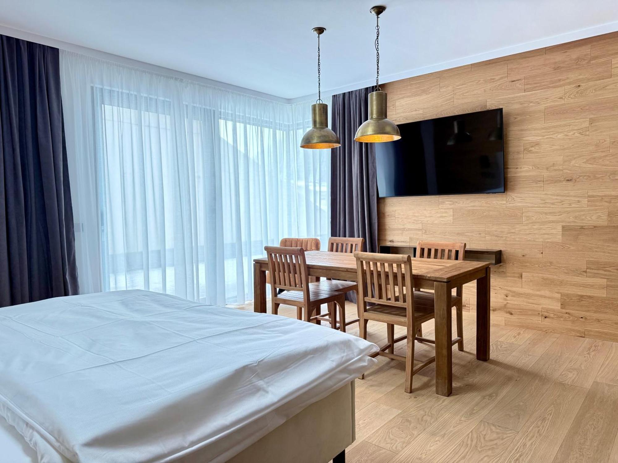 Elsa Spa Apartments ทักซ์ ห้อง รูปภาพ