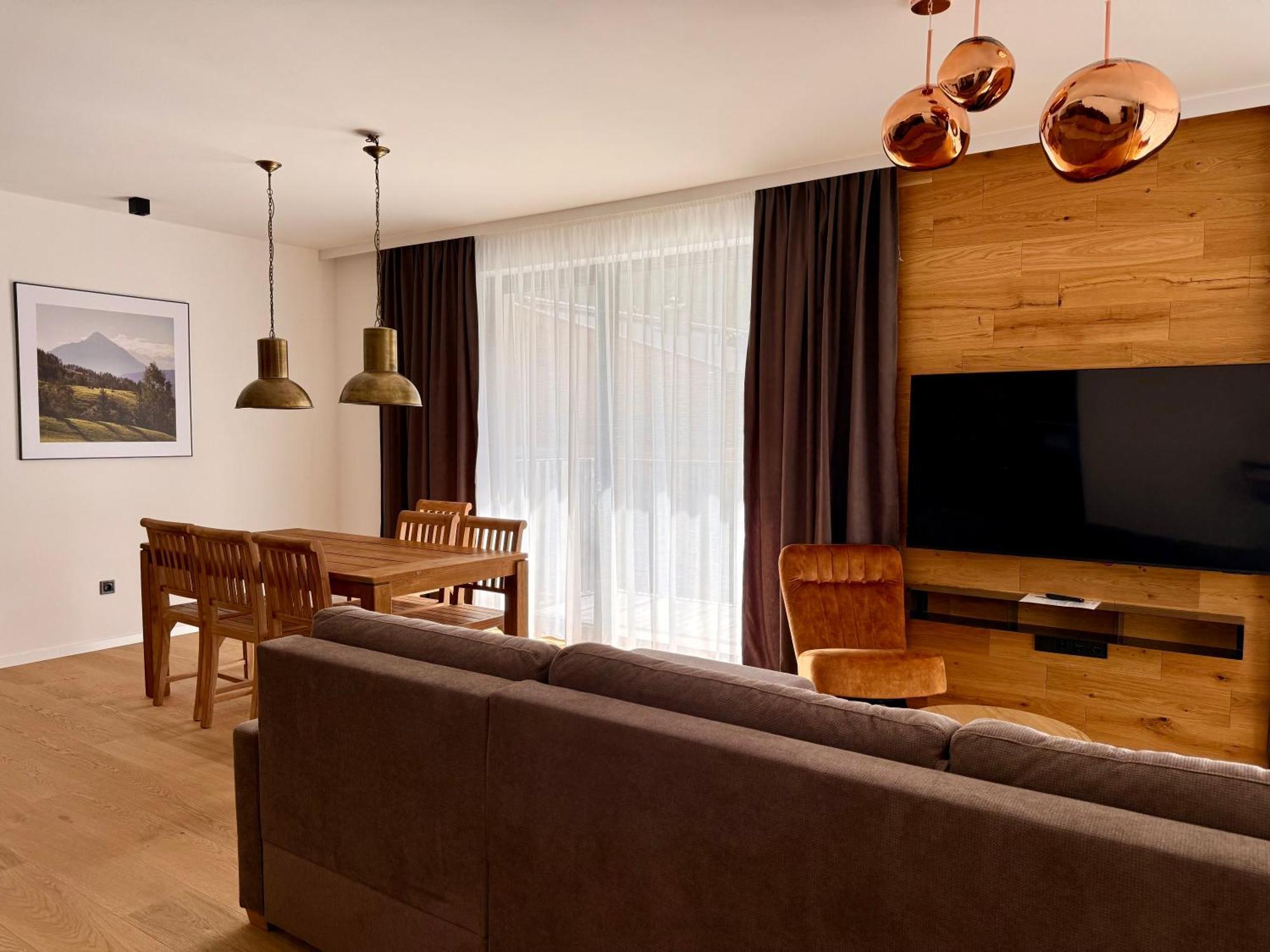 Elsa Spa Apartments ทักซ์ ภายนอก รูปภาพ